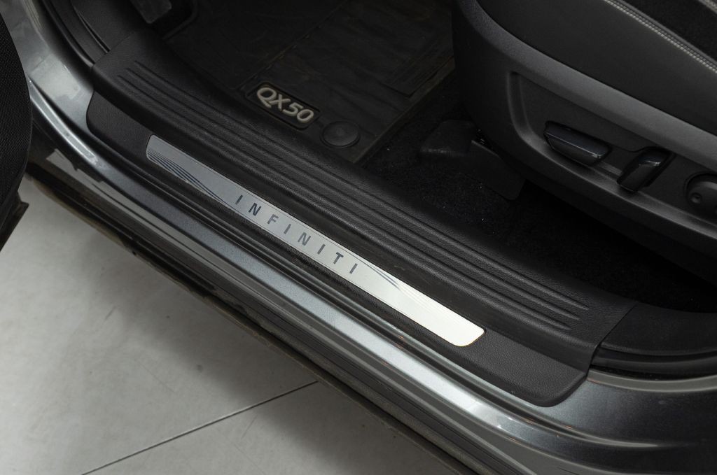 2019 INFINITI QX50 Image 32