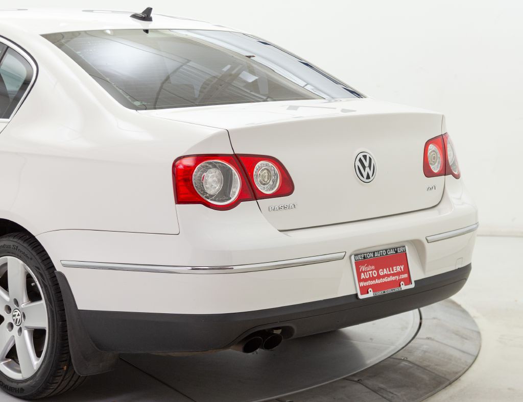 2009 Volkswagen Passat Image 14