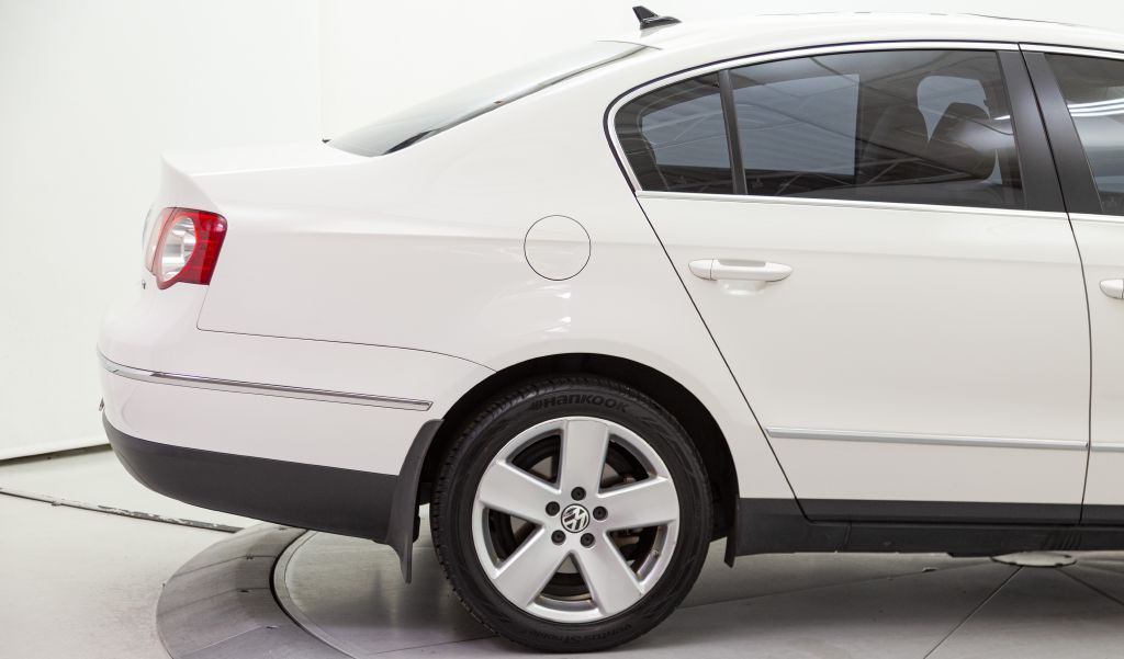 2009 Volkswagen Passat Image 17