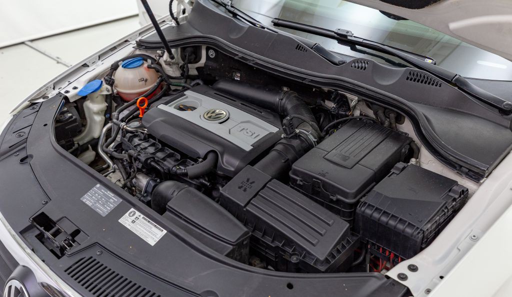 2009 Volkswagen Passat Image 27