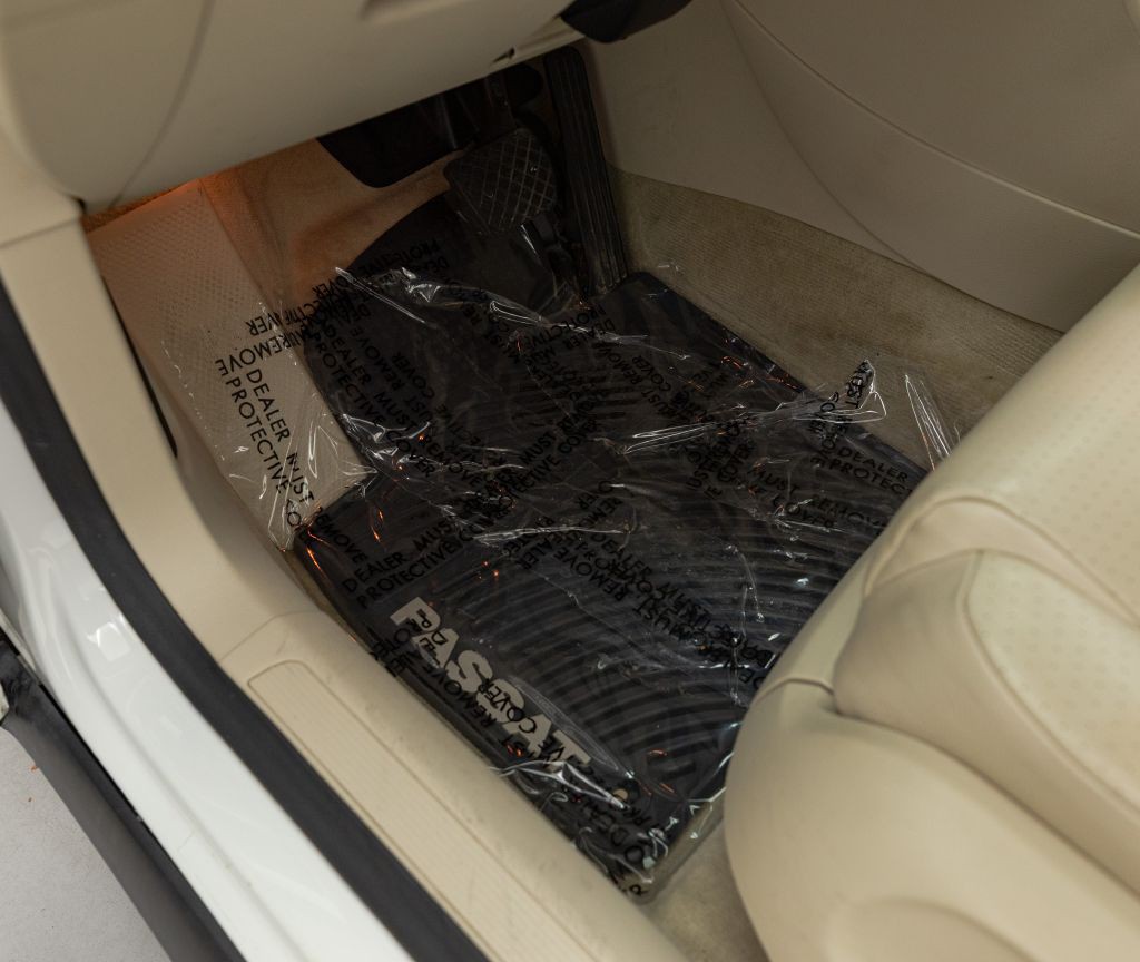 2009 Volkswagen Passat Image 36