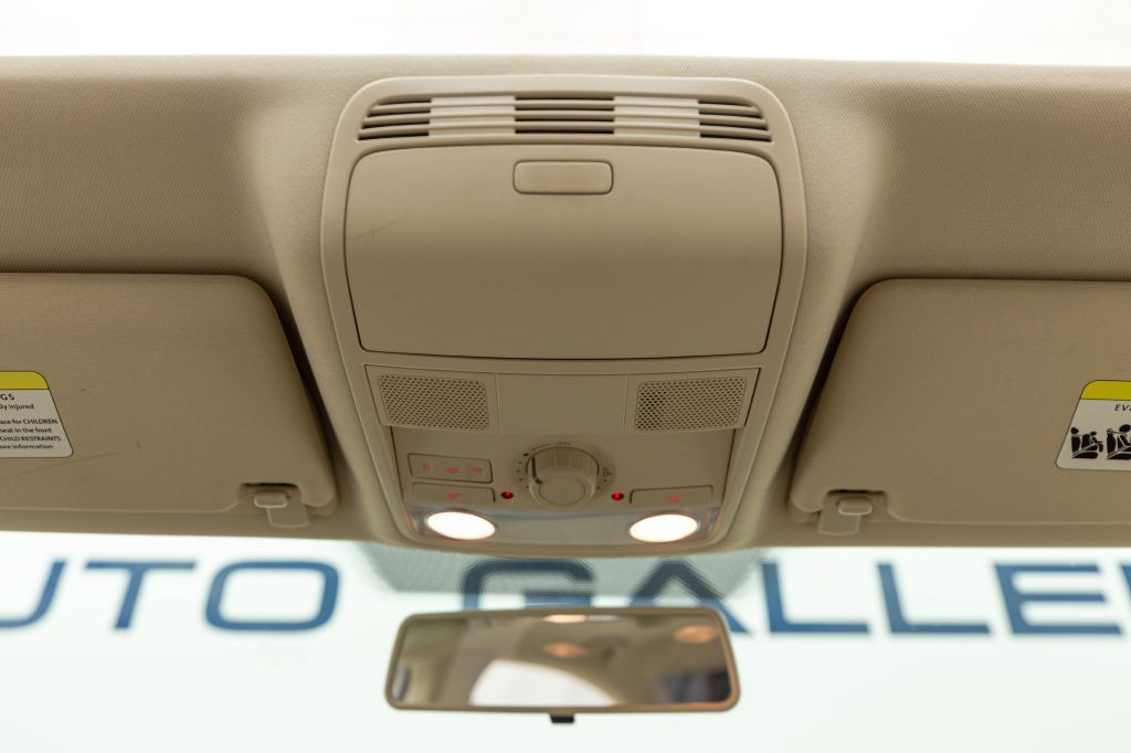 2009 Volkswagen Passat Image 65