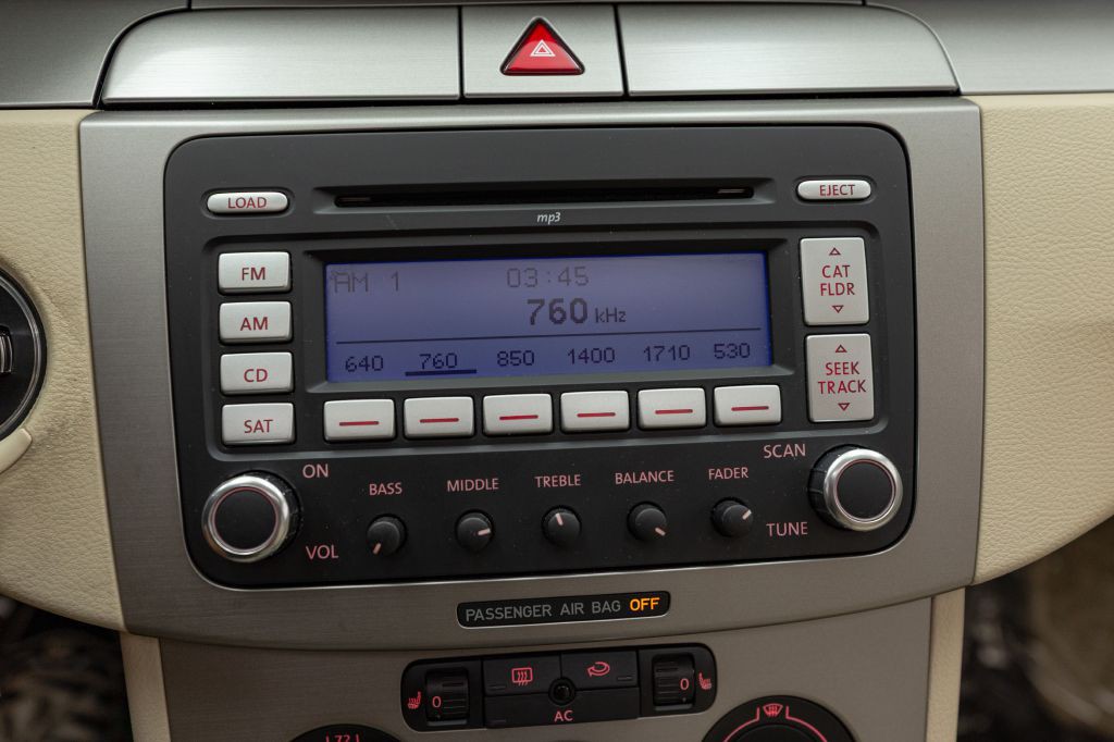 2009 Volkswagen Passat Image 68