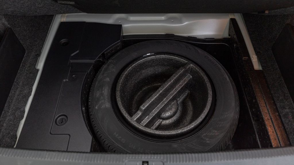 2009 Volkswagen Passat Image 79