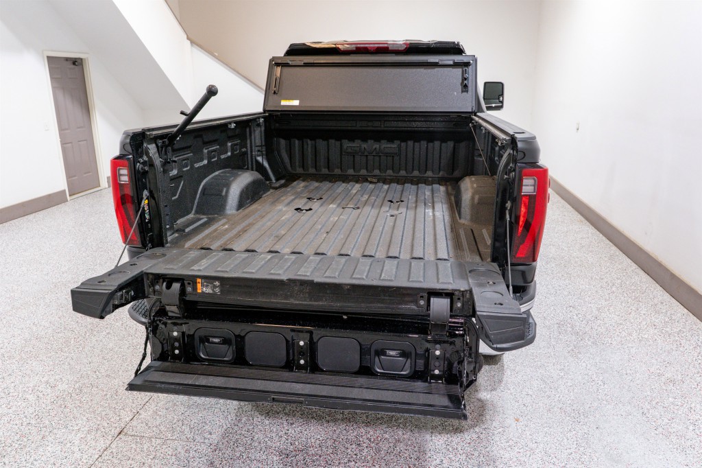 2024 GMC Sierra 2500 Image 12