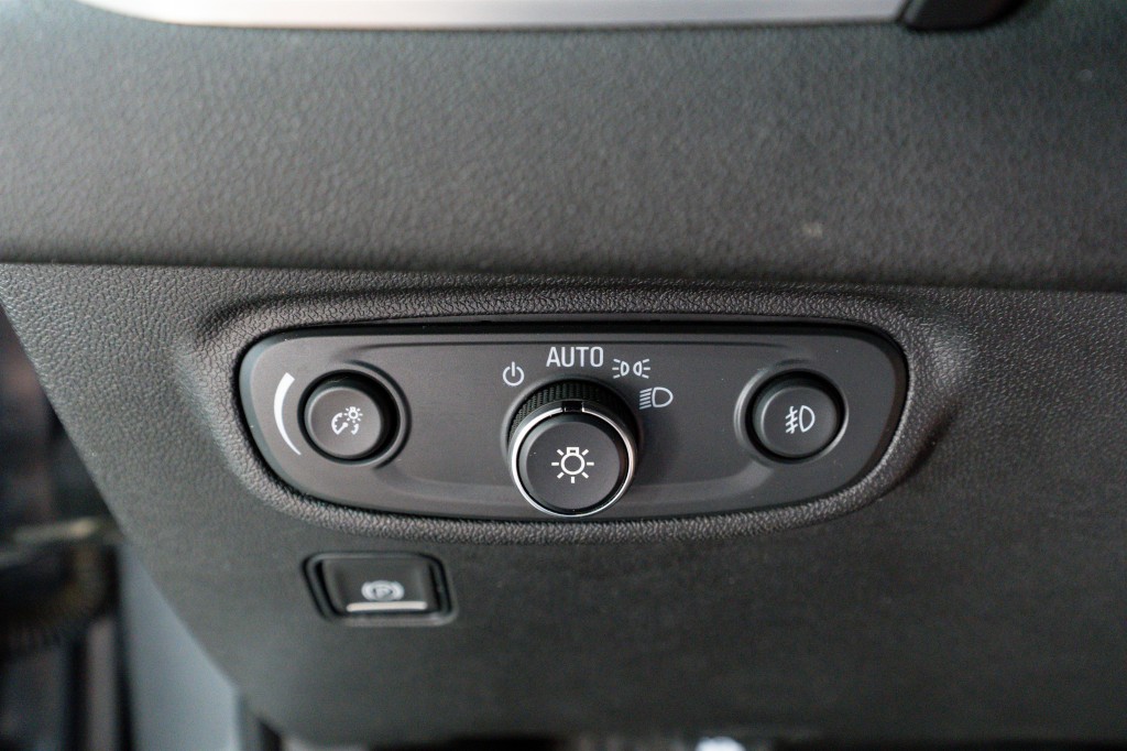 2021 GMC Terrain Image 31