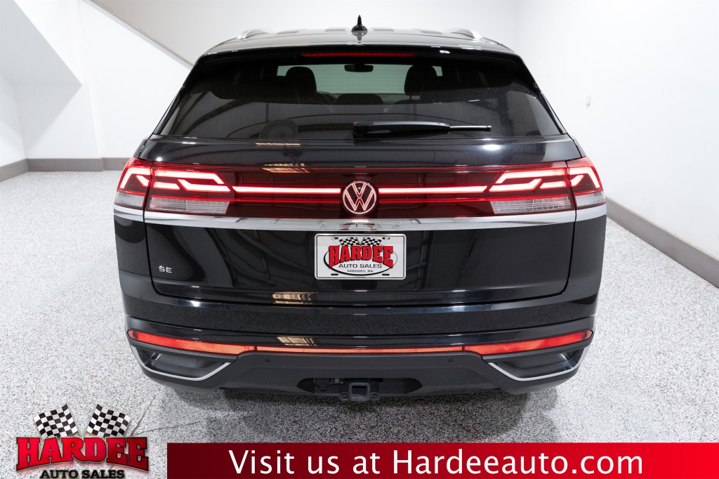 2024 Volkswagen Atlas Cross Sport Image 4