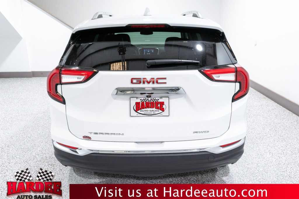 2024 GMC Terrain Image 4