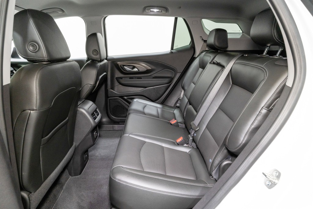 2024 GMC Terrain Image 31