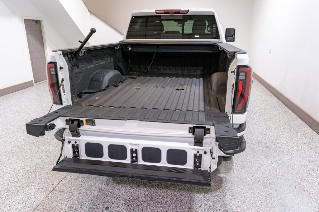 2024 GMC Sierra 2500 Image 12