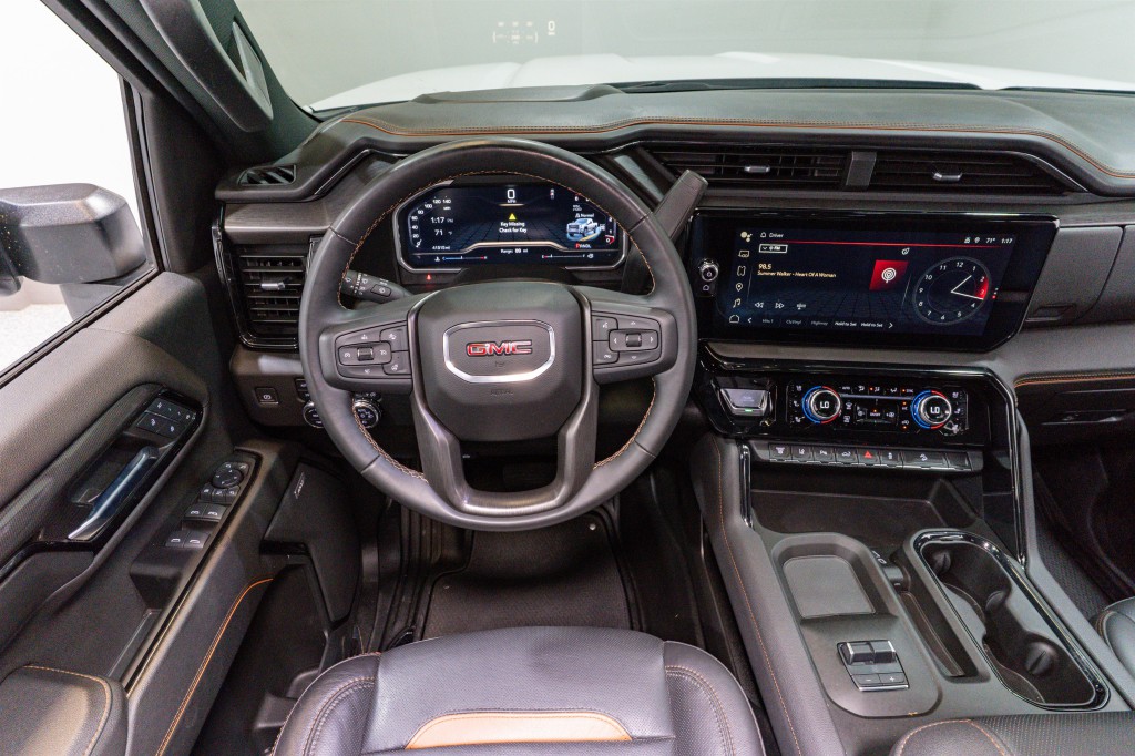 2024 GMC Sierra 2500 Image 15