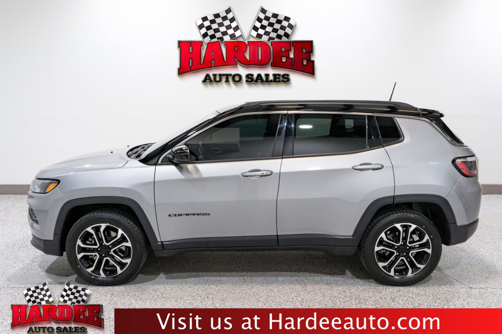 2024 Jeep Compass Image 1