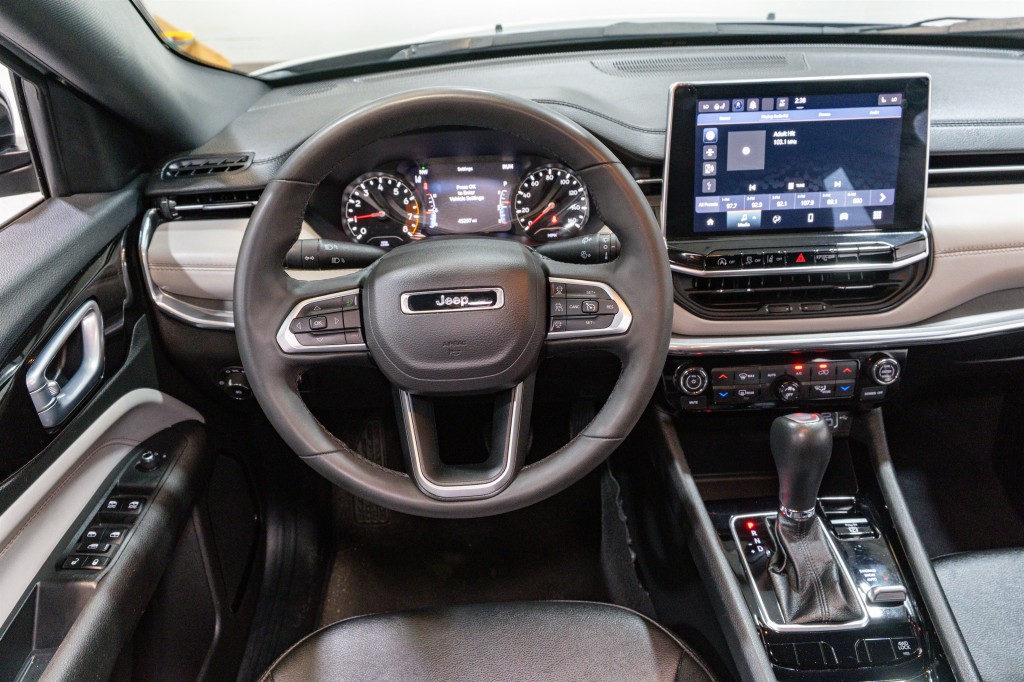 2024 Jeep Compass Image 11