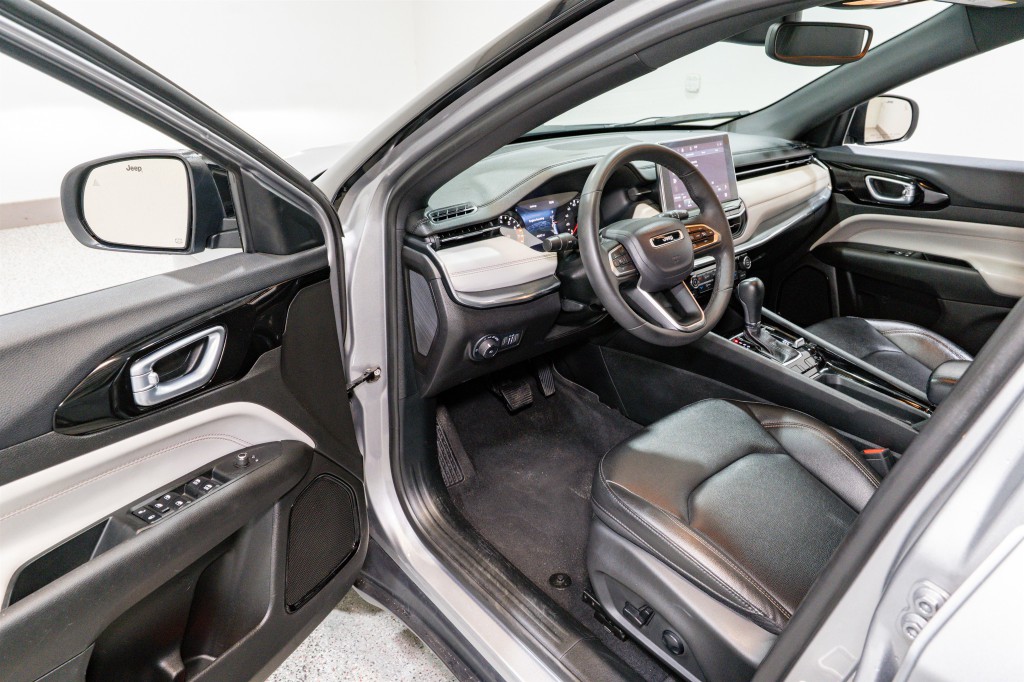 2024 Jeep Compass Image 12