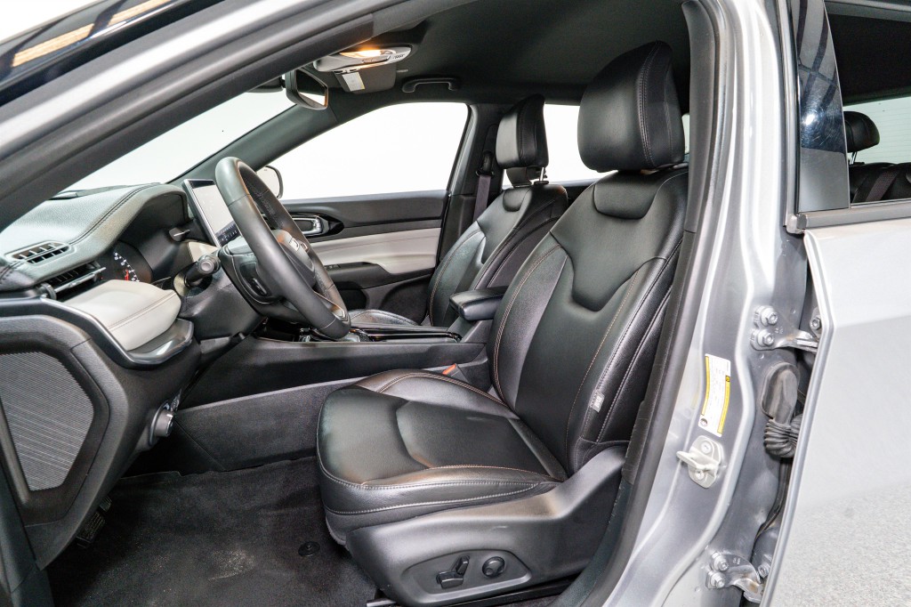 2024 Jeep Compass Image 15