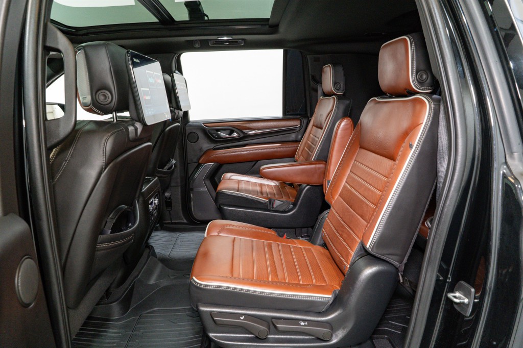 2023 GMC Yukon Image 36
