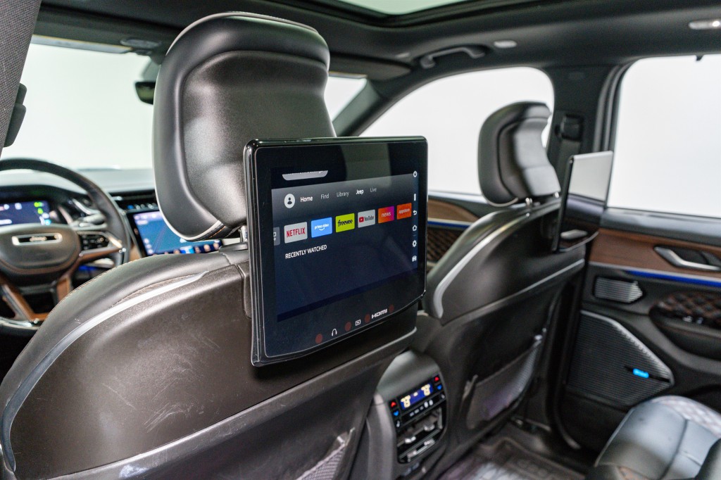 2023 Jeep Grand Cherokee Image 37