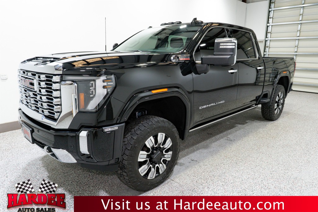 2025 GMC Sierra 2500 Image 2