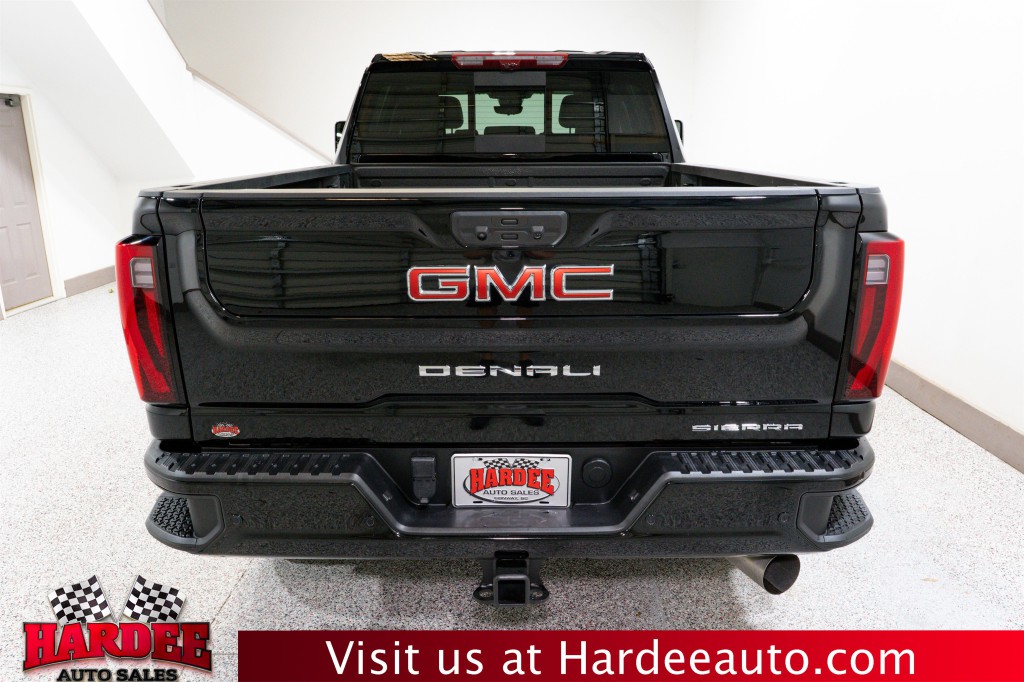 2025 GMC Sierra 2500 Image 4