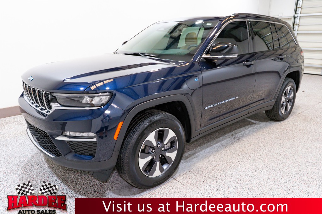 2023 Jeep Grand Cherokee Image 2
