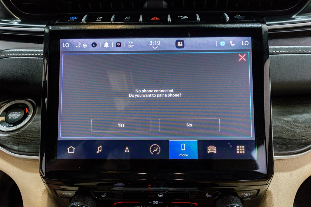 2023 Jeep Grand Cherokee Image 24