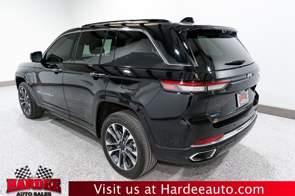 2023 Jeep Grand Cherokee Image 3
