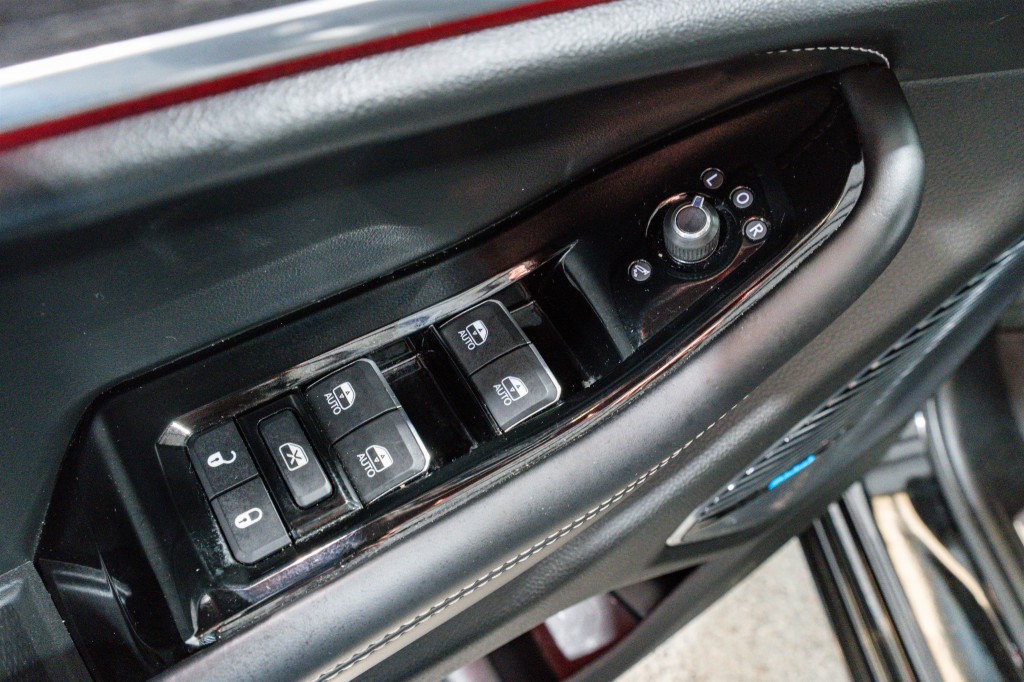 2023 Jeep Grand Cherokee Image 15