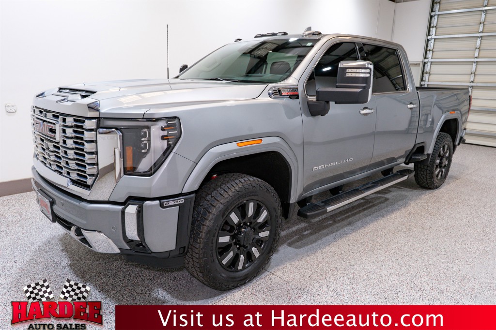 2024 GMC Sierra 2500 Image 2