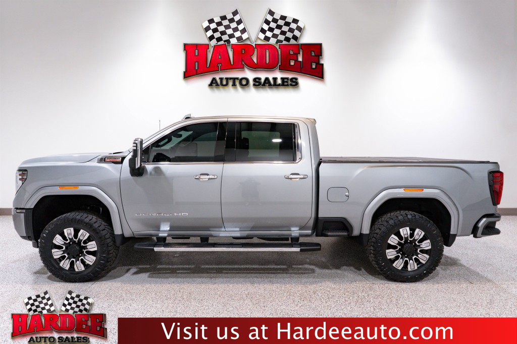 2024 GMC Sierra 2500 Image 1
