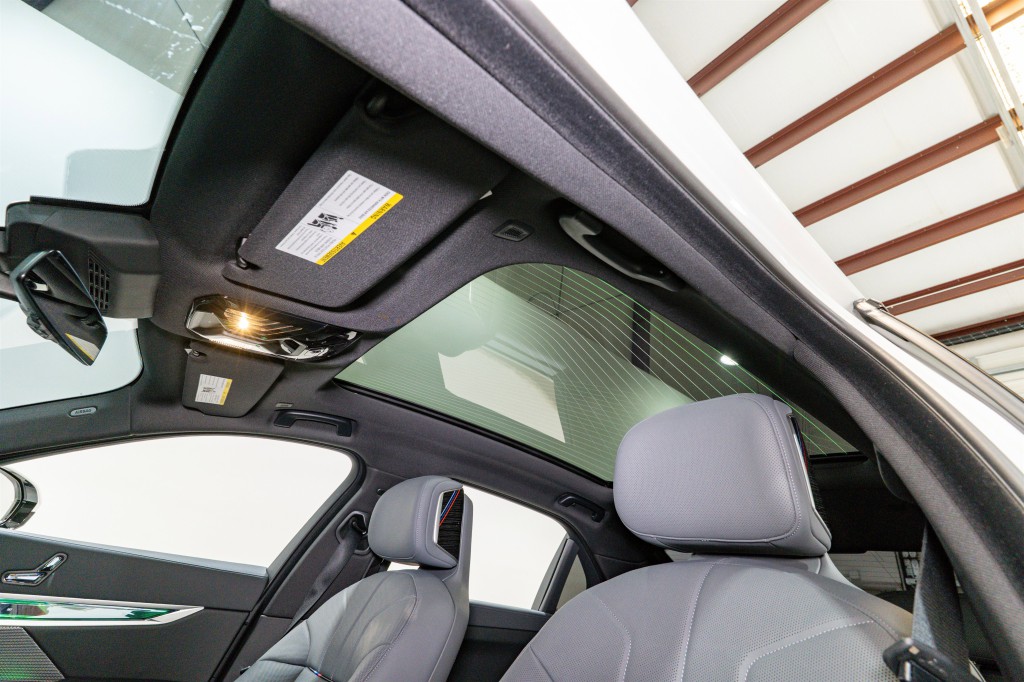 2024 BMW i7 Image 17