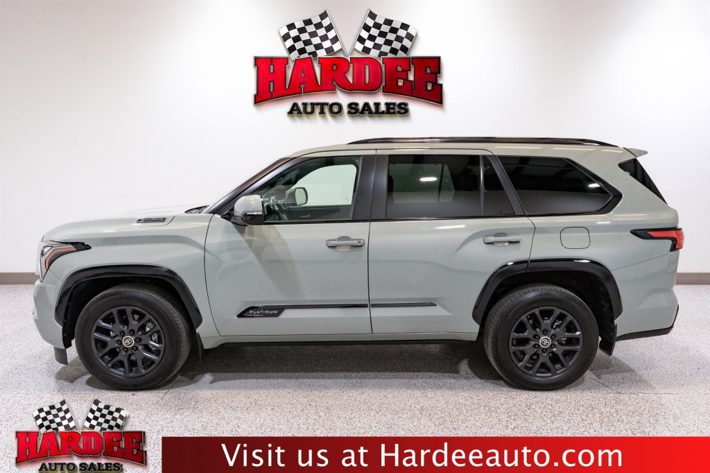 2024 Toyota Sequoia Image 1