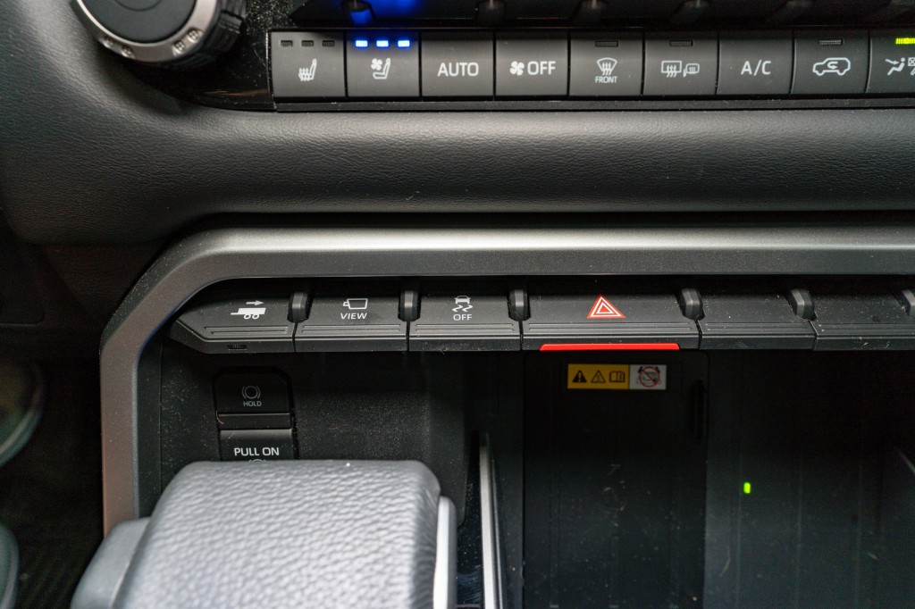 2024 Toyota Sequoia Image 23