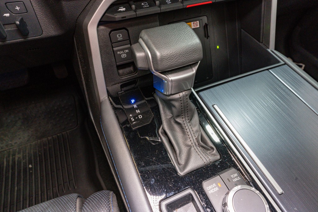 2024 Toyota Sequoia Image 25