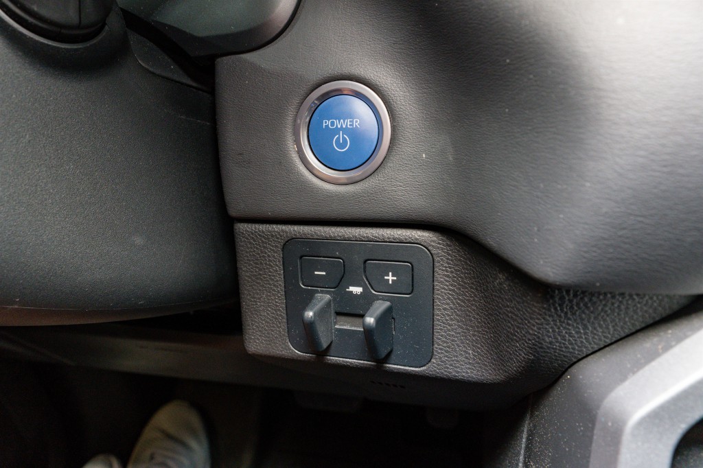 2024 Toyota Sequoia Image 27