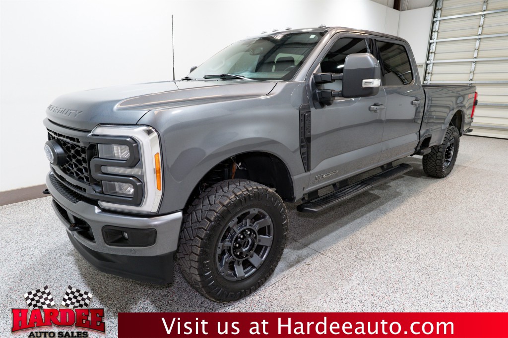 2023 Ford F-250 Image 2