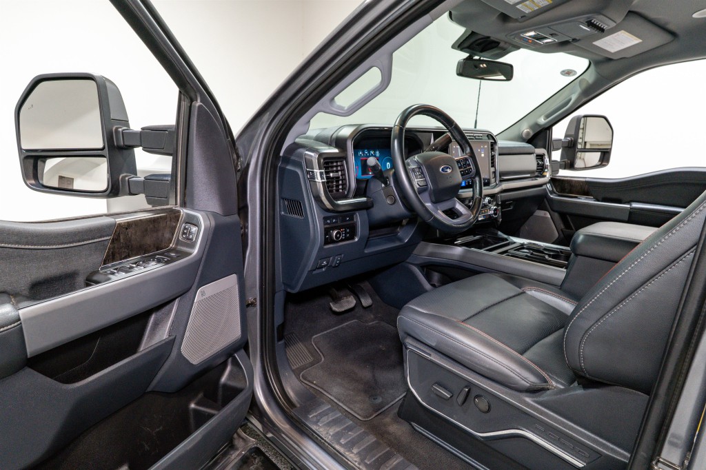 2023 Ford F-250 Image 13