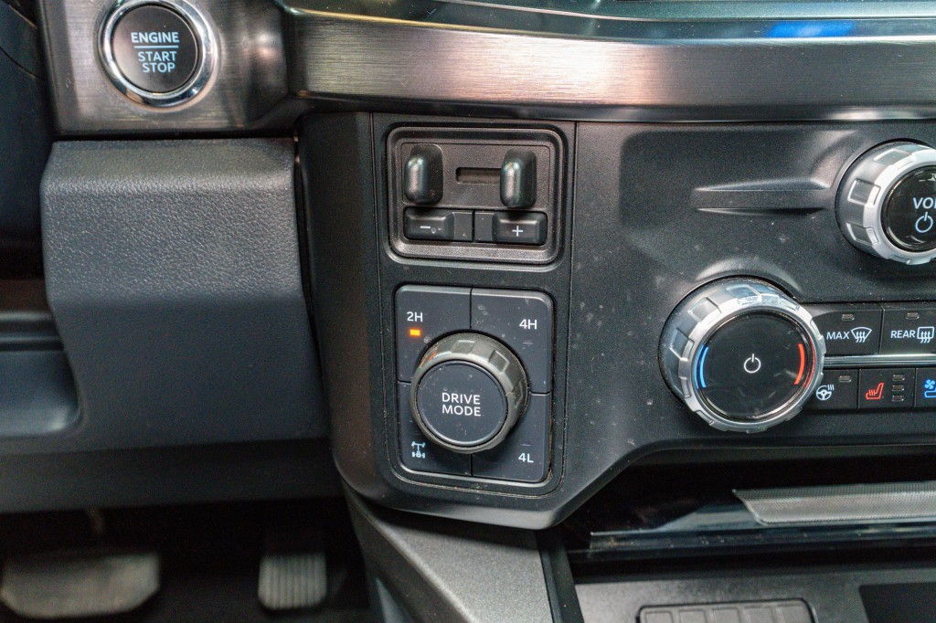 2023 Ford F-250 Image 28