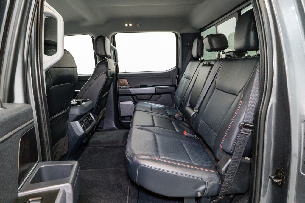2023 Ford F-250 Image 38