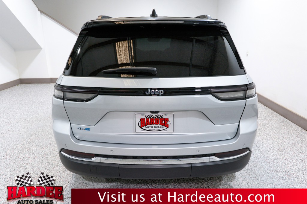 2023 Jeep Grand Cherokee Image 4