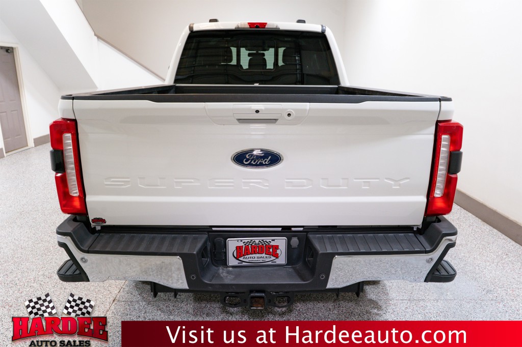 2023 Ford F-250 Image 4