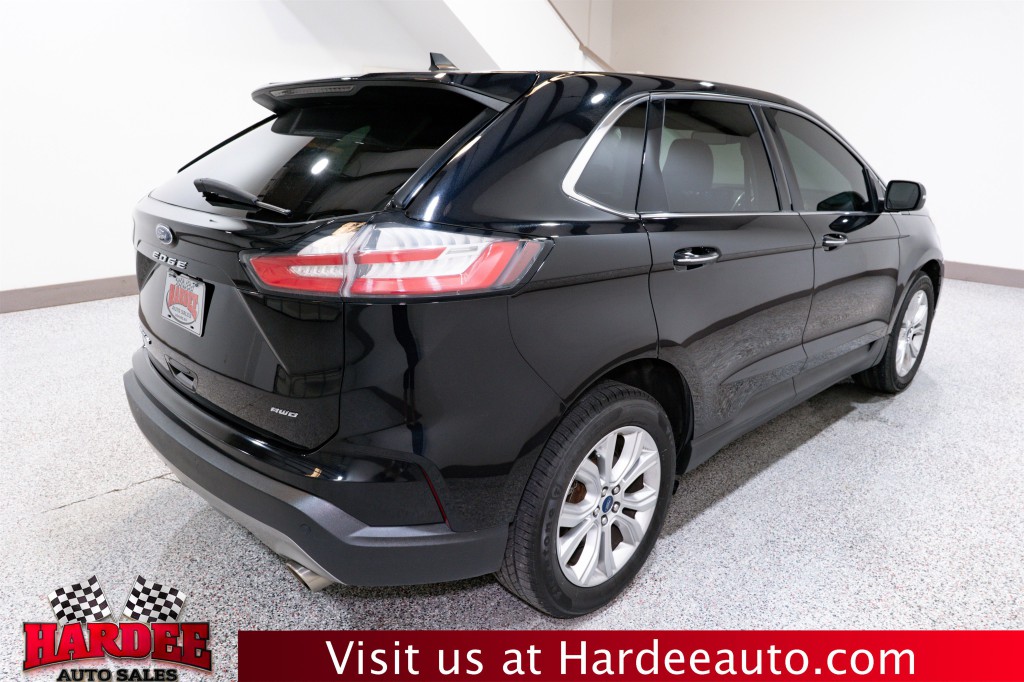 2022 Ford Edge Image 5