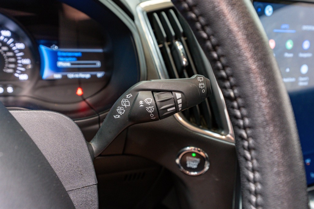 2022 Ford Edge Image 28