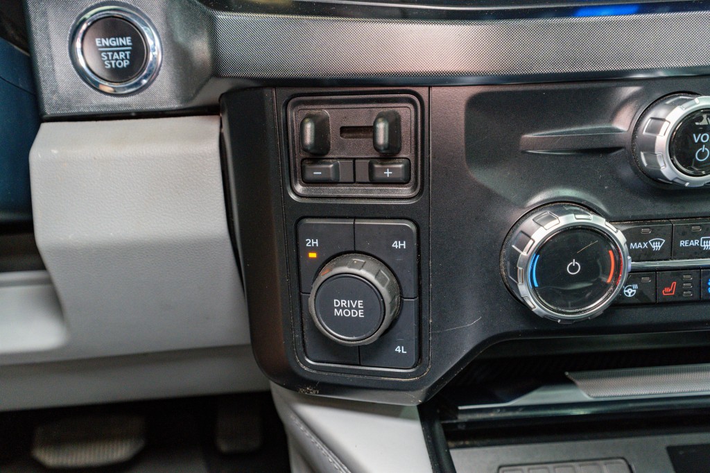 2023 Ford F-250 Image 33
