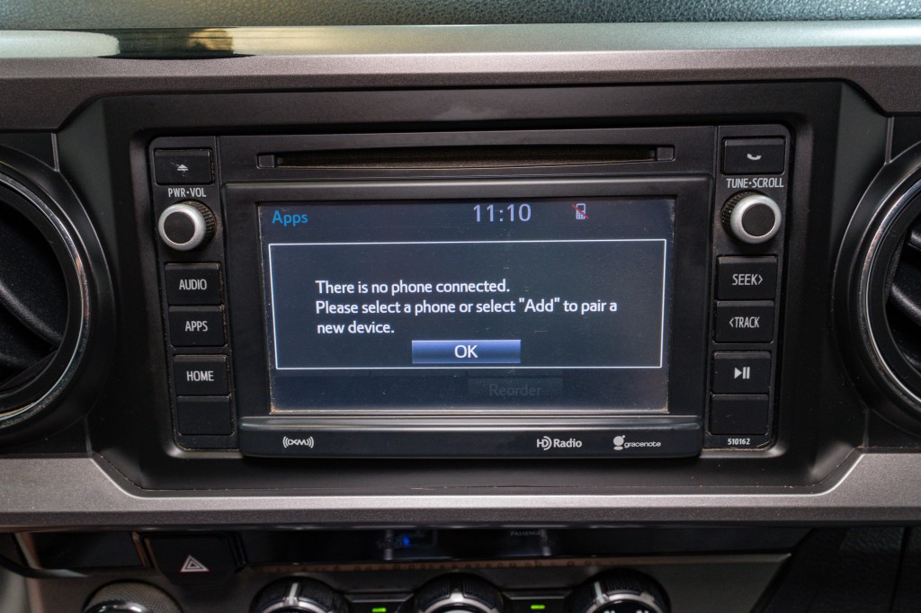 2017 Toyota Tacoma Image 22