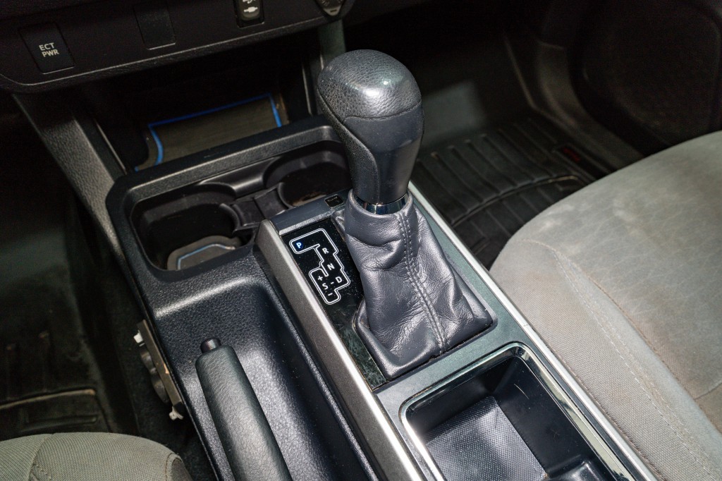 2017 Toyota Tacoma Image 27