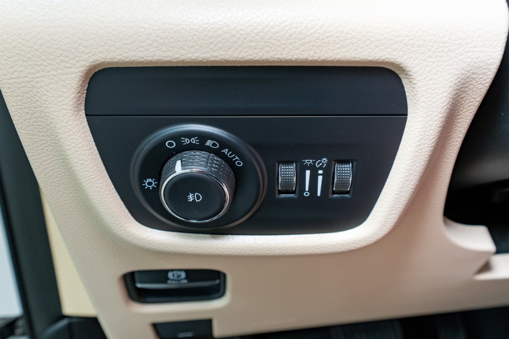 2021 Jeep Grand Cherokee Image 34