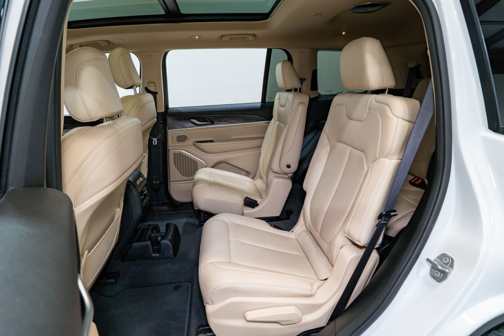 2021 Jeep Grand Cherokee Image 35
