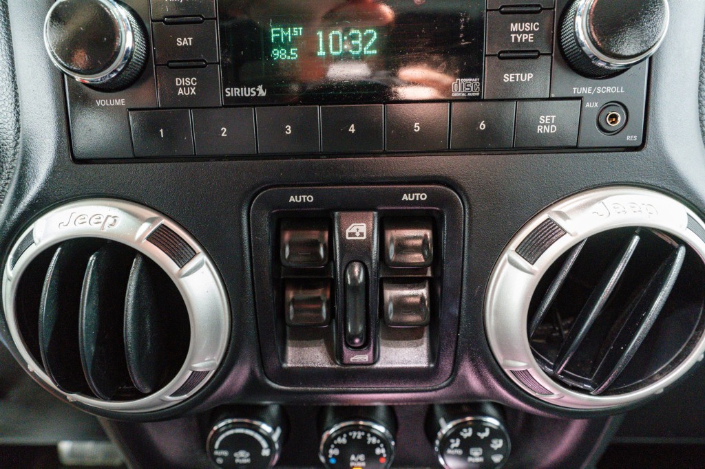 2017 Jeep Wrangler Unlimited Image 17