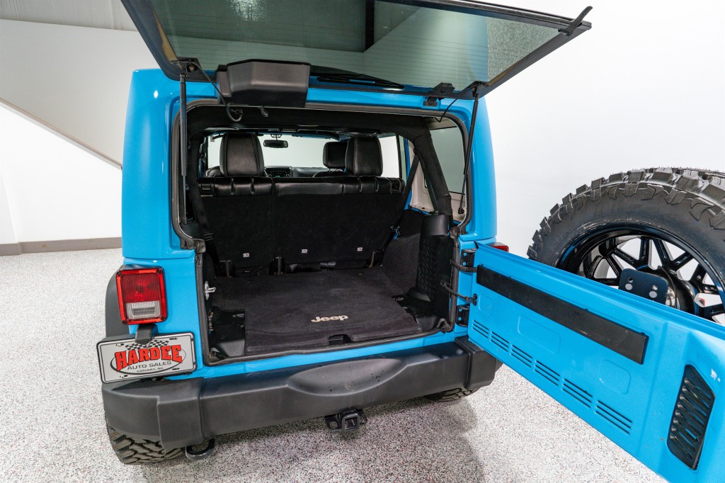 2017 Jeep Wrangler Unlimited Image 29