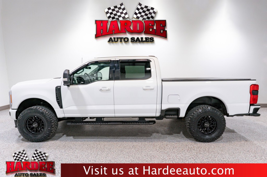 2023 Ford F-250 Image 1